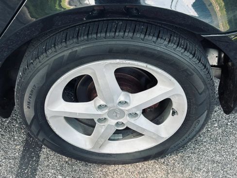 Used 2008 Hyundai Sonata Limited FWD image 3