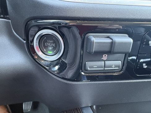 Used 2026 GMC Sierra 1500 Elevation AWD/4WD image 17
