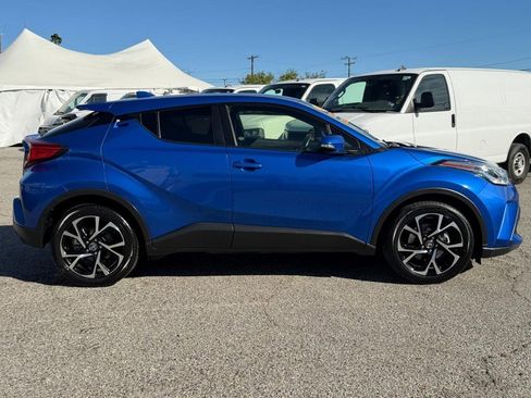 Used 2020 Toyota C-HR image 4