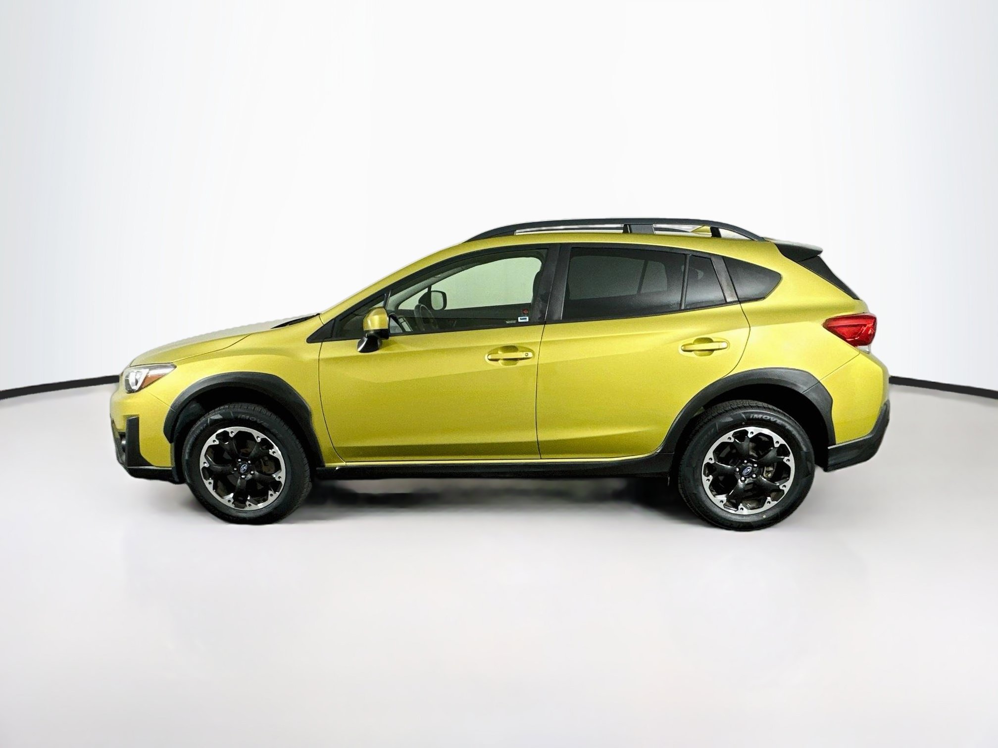 Used 2021 Subaru Crosstrek 2.0i Premium w/ Popular Package #3 AWD/4WD image 4
