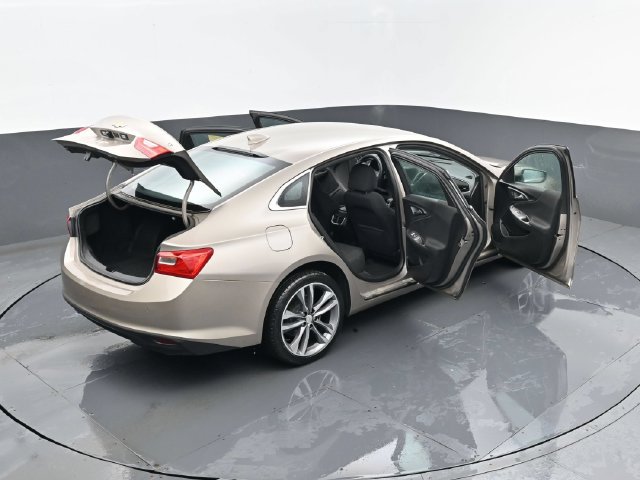 Used 2025 Chevrolet Malibu LT FWD image 25