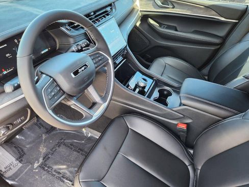 New 2025 Jeep Grand Cherokee L Limited w/ Trailer Tow Package image 13