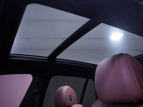 Used 2024 BMW X5 sDrive40i w/ M Sport Package image 8