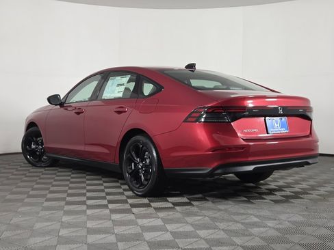 New 2025 Honda Accord SE image 6