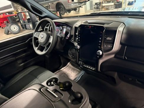 Certified 2026 RAM 2500 Big Horn AWD/4WD image 12