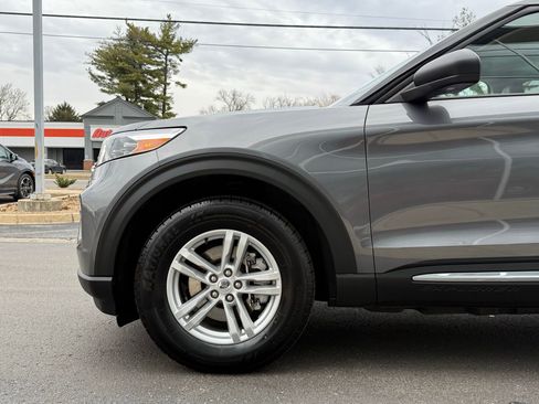 Used 2021 Ford Explorer XLT w/ Equipment Group 202A image 18