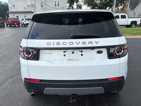 Used 2017 Land Rover Discovery Sport SE AWD/4WD image 6
