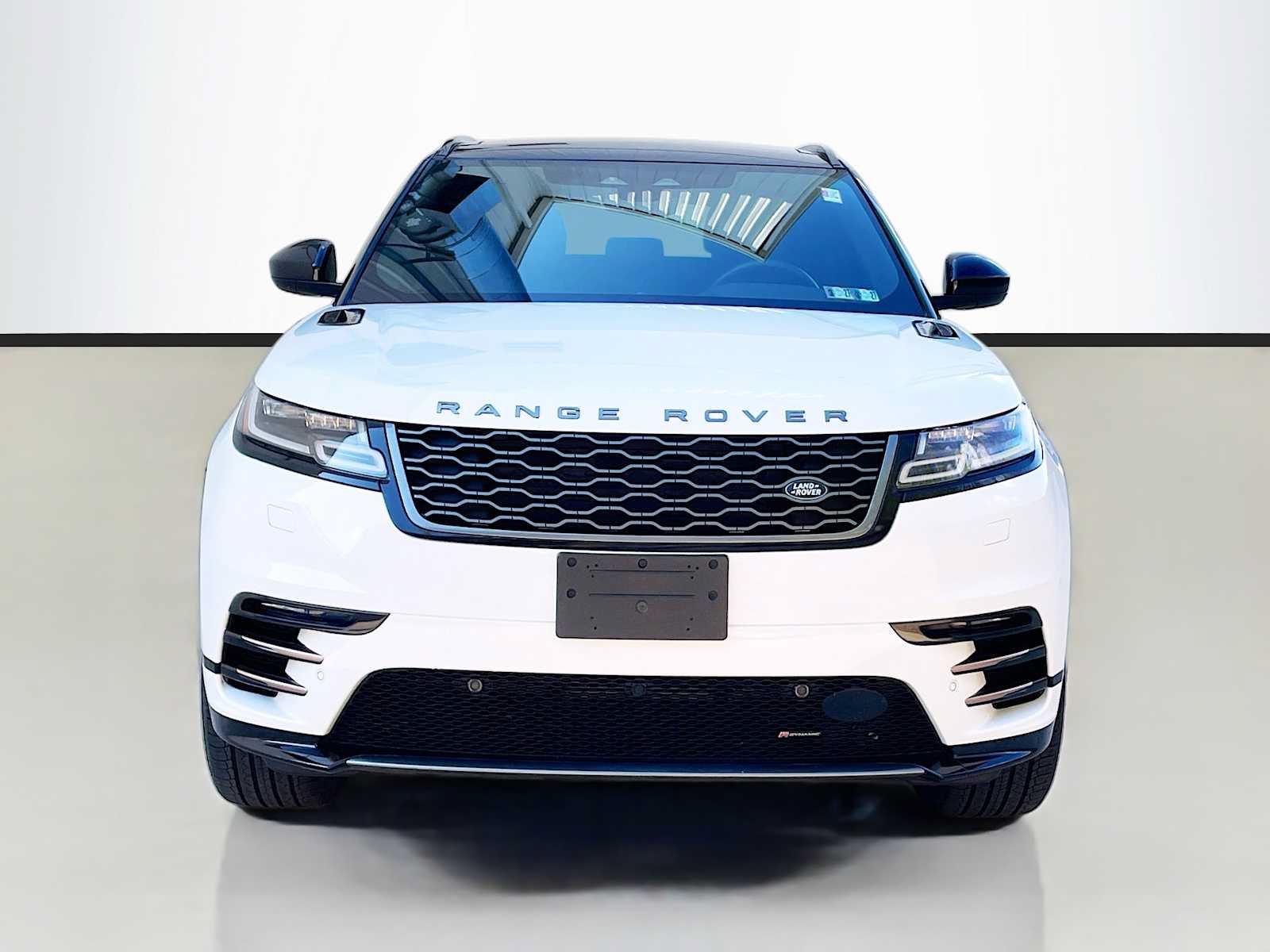 Certified 2022 Land Rover Range Rover Velar R-Dynamic S AWD/4WD image 2