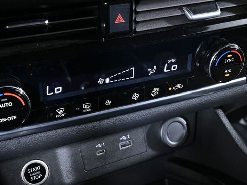 Certified 2022 Nissan Rogue SV image 19