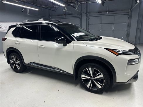 Used 2021 Nissan Rogue Platinum AWD/4WD image 8