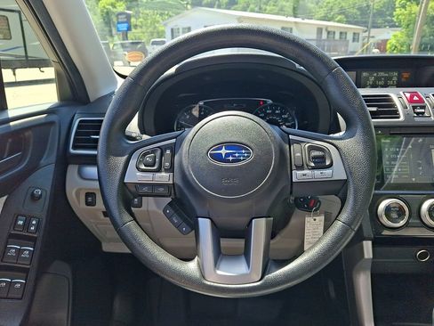 Used 2018 Subaru Forester 2.5i Premium AWD/4WD image 20