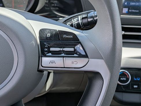 Used 2023 Hyundai Elantra SEL FWD image 23