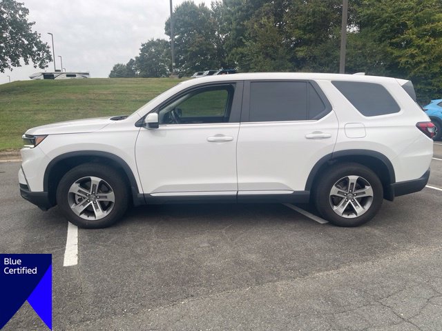 Used 2025 Honda Pilot EX-L image 2