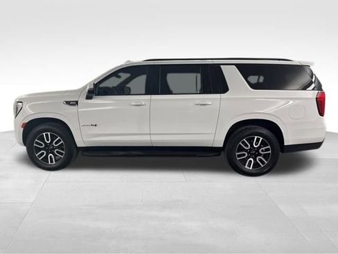 Used 2021 GMC Yukon XL AT4 image 5
