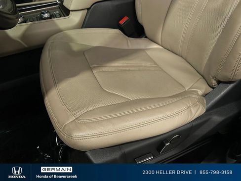 Used 2022 Ford Expedition Max Limited AWD/4WD image 19