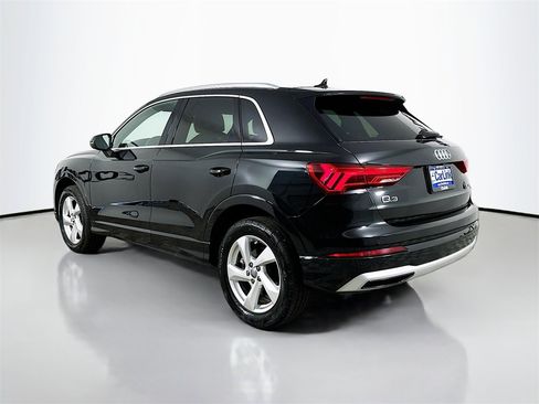 Used 2020 Audi Q3 2.0T Premium w/ Convenience Package image 5