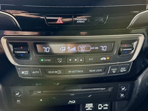Certified 2020 Honda Pilot Elite image 28