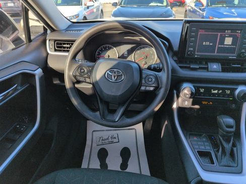 Used 2021 Toyota RAV4 XLE AWD/4WD image 13