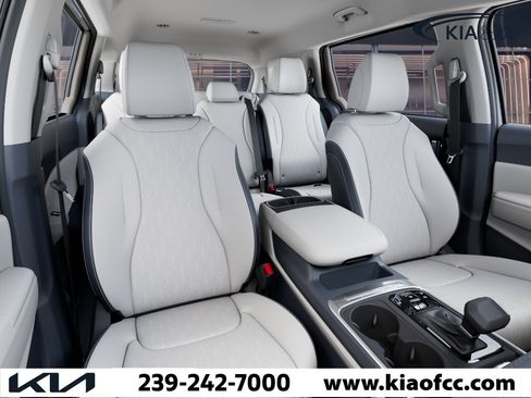 New 2026 Kia Carnival EX FWD image 15