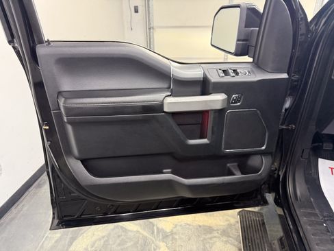 Used 2016 Ford F150 XLT w/ Equipment Group 302A Luxury AWD/4WD image 10