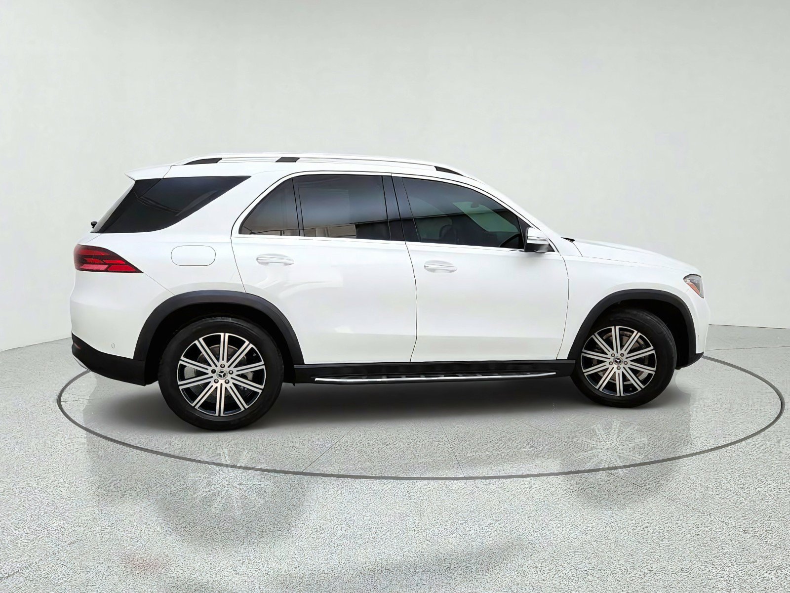 Certified 2025 Mercedes-Benz GLE 350 4MATIC image 7