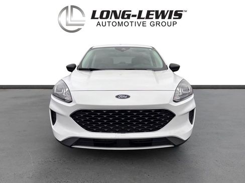 Used 2022 Ford Escape SE image 11