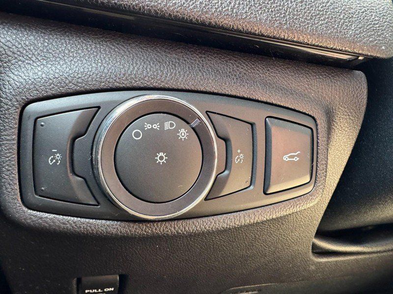 Used 2017 Lincoln MKC Select w/ Select Plus Package AWD/4WD image 22