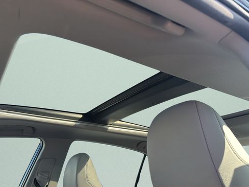 Used 2019 Toyota Camry XSE FWD image 20