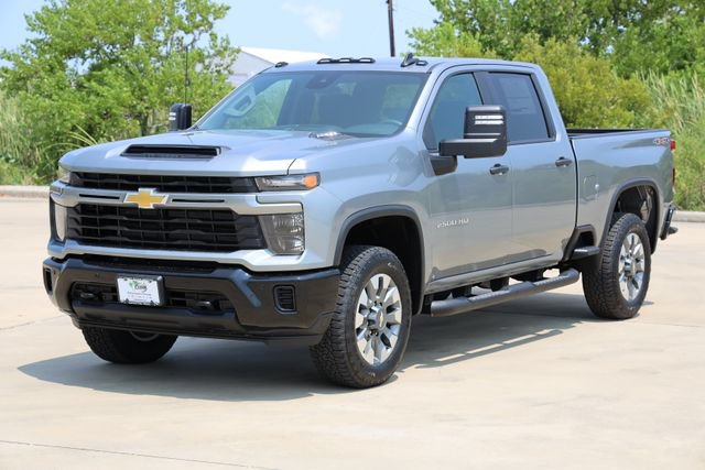 New 2026 Chevrolet Silverado 2500 Custom w/ Custom Value Package AWD/4WD image 3