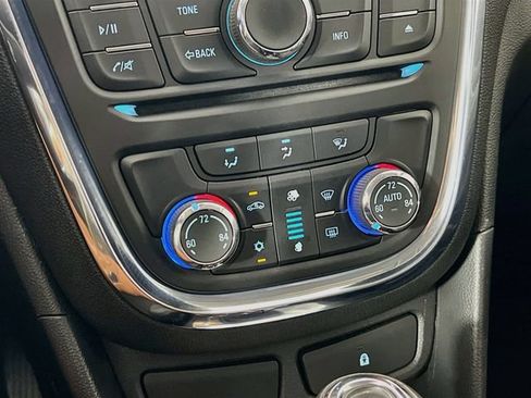 Used 2013 Buick Encore Convenience FWD image 17