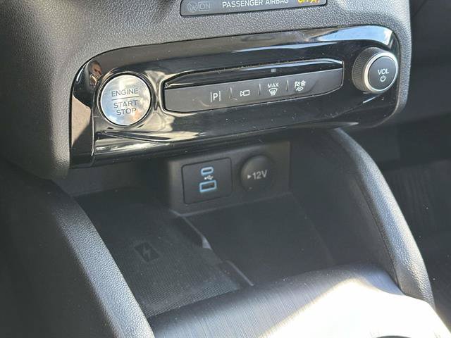Used 2023 Ford Escape Platinum w/ Premium Technology Package AWD/4WD image 20