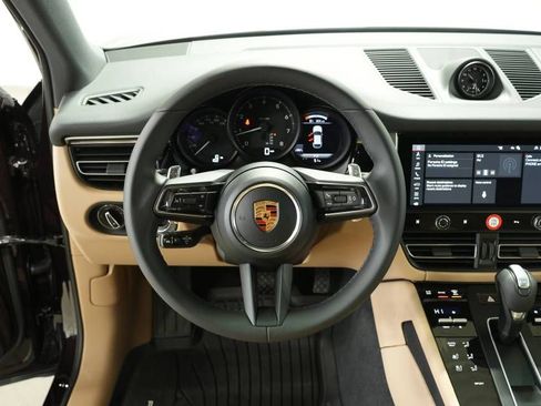New 2026 Porsche Macan image 13