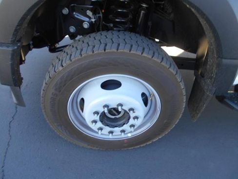 New 2024 Ford F550 4x4 SuperCab Super Duty image 14