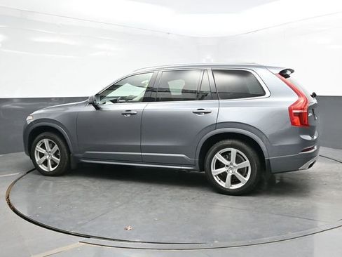 Used 2020 Volvo XC90 T6 Momentum w/ Protection Package image 4
