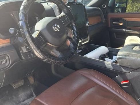 Used 2023 RAM 3500 Limited AWD/4WD image 2