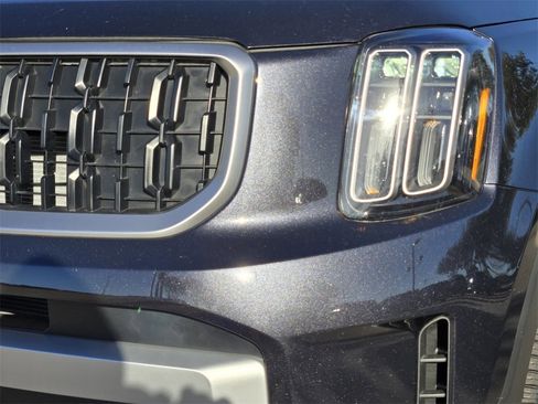 New 2025 Kia Telluride EX w/ EX Captain's Chair Package image 6
