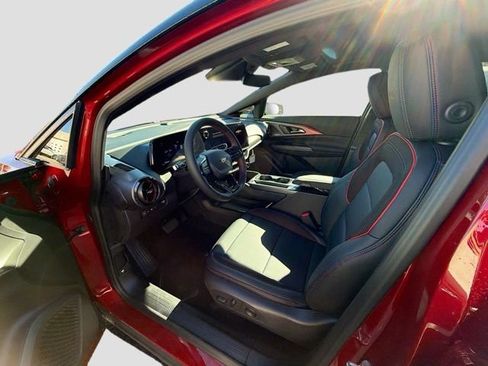 New 2026 Chevrolet Equinox EV RS AWD/4WD image 23