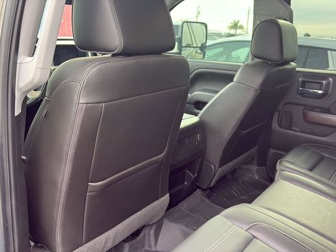 Used 2018 GMC Sierra 3500 Denali w/ Duramax Plus Package image 24