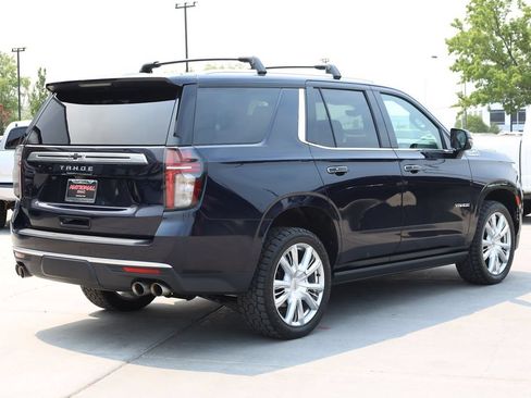Used 2021 Chevrolet Tahoe High Country w/ Premium Package AWD/4WD image 6