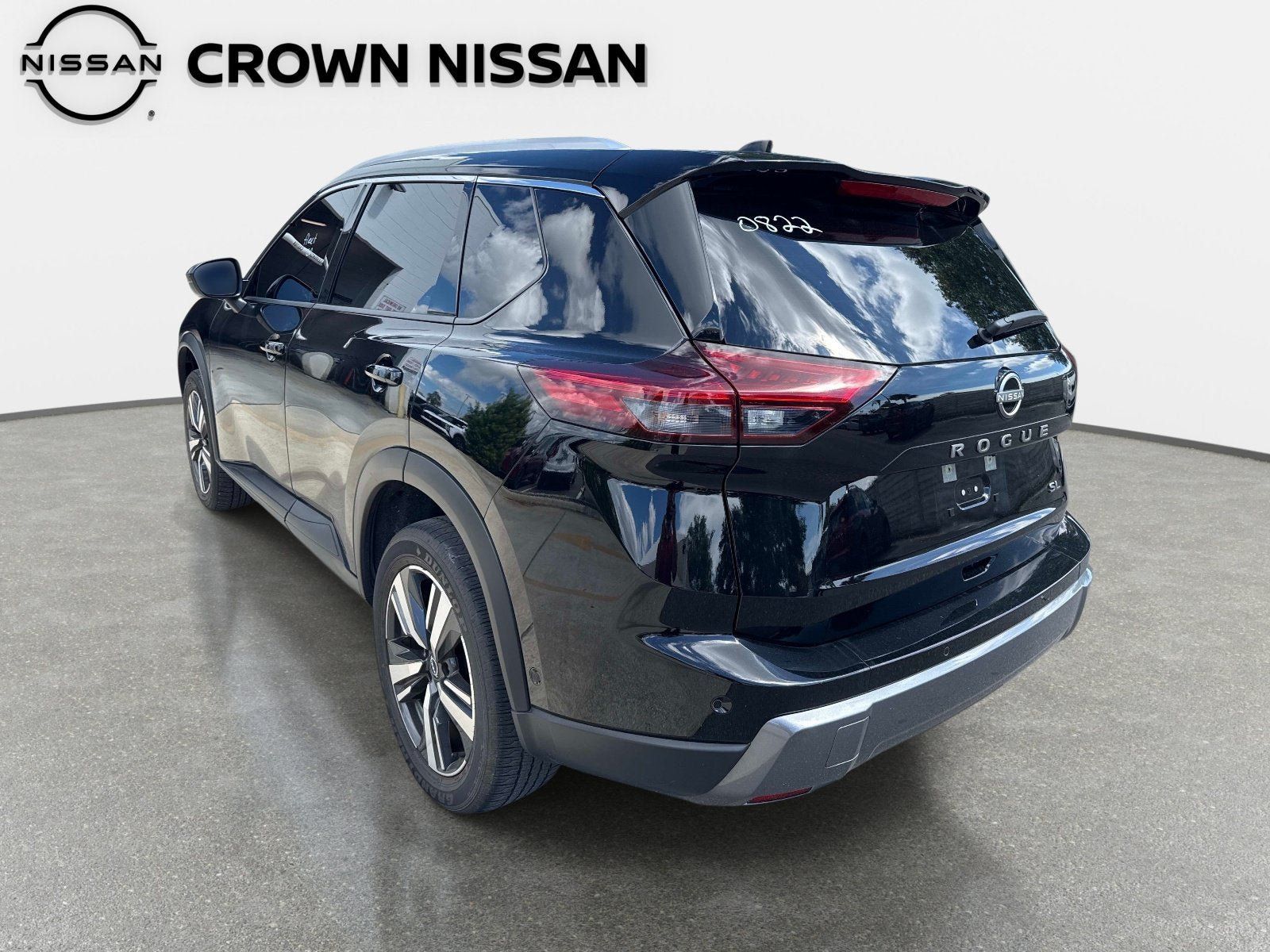 Certified 2024 Nissan Rogue SL FWD image 5