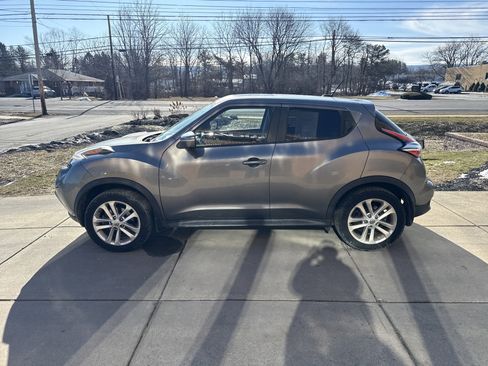 Used 2015 Nissan Juke SL image 6