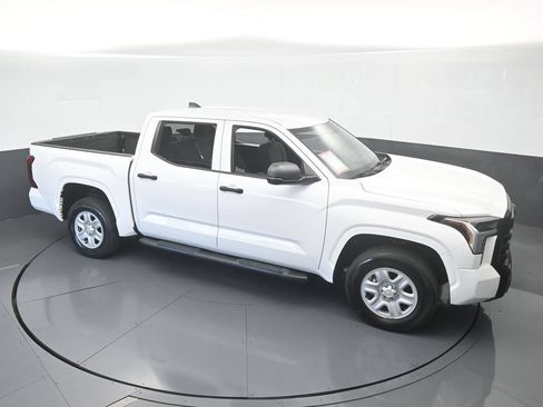 Used 2025 Toyota Tundra SR w/ SR Tow Package AWD/4WD image 48