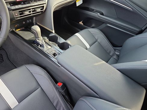 New 2026 Toyota Camry SE image 15