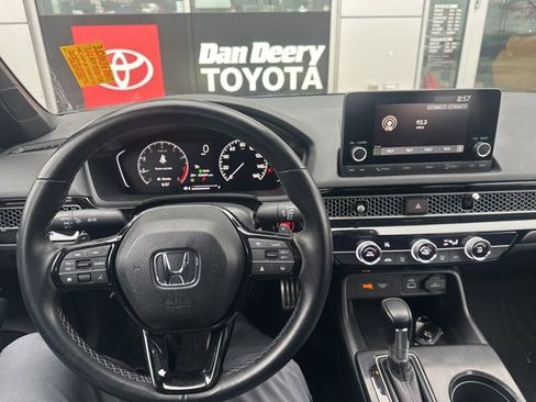 Used 2023 Honda Civic Sport image 13
