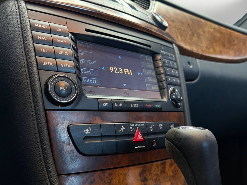 Used 2006 Mercedes-Benz CLS 55 AMG image 21