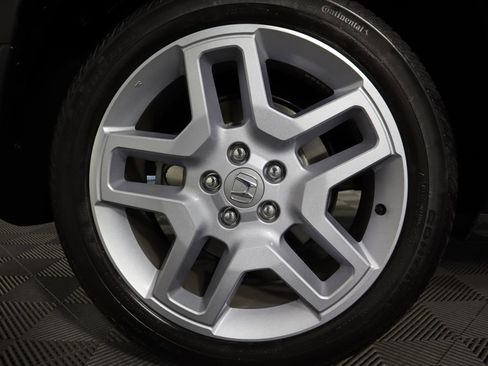 Certified 2025 Honda Passport EX-L image 31