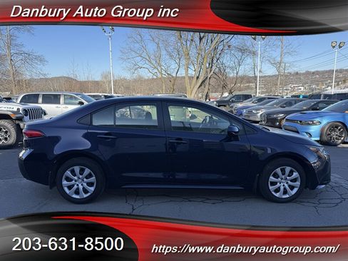 Used 2023 Toyota Corolla LE w/ Carpet Mat Package (TMS) image 6