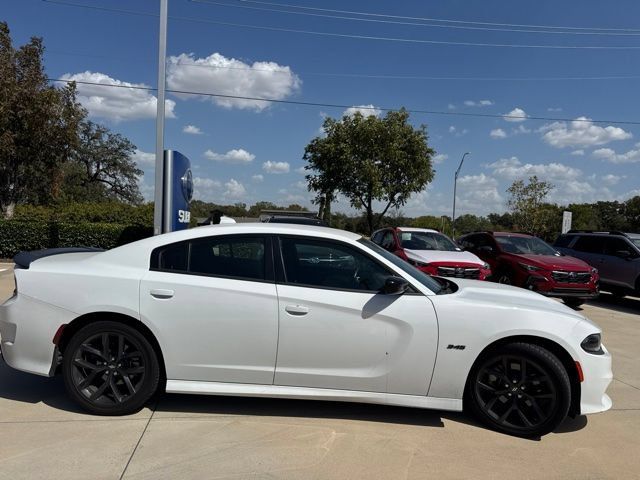 Used 2023 Dodge Charger R/T w/ Blacktop Package RWD image 2