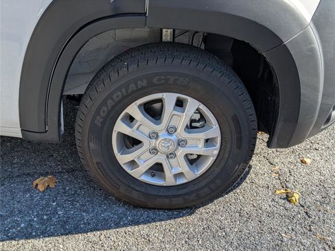 Used 2025 RAM ProMaster 2500 image 9