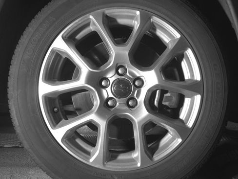 Used 2025 Jeep Compass Limited AWD/4WD image 13